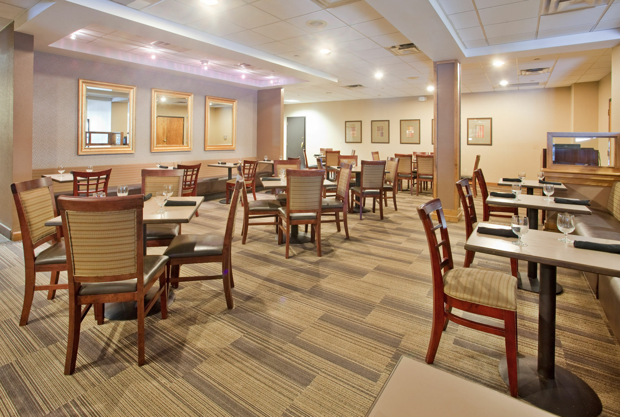 Holiday Inn Country Club Plaza Kansas City Exterior foto